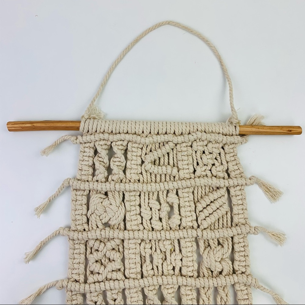 Macrame Wall Hanging Tapestry - Picture 2 of 7